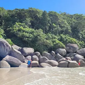  Apartamento Garden Ville, 200m Da De Bombas Brasil